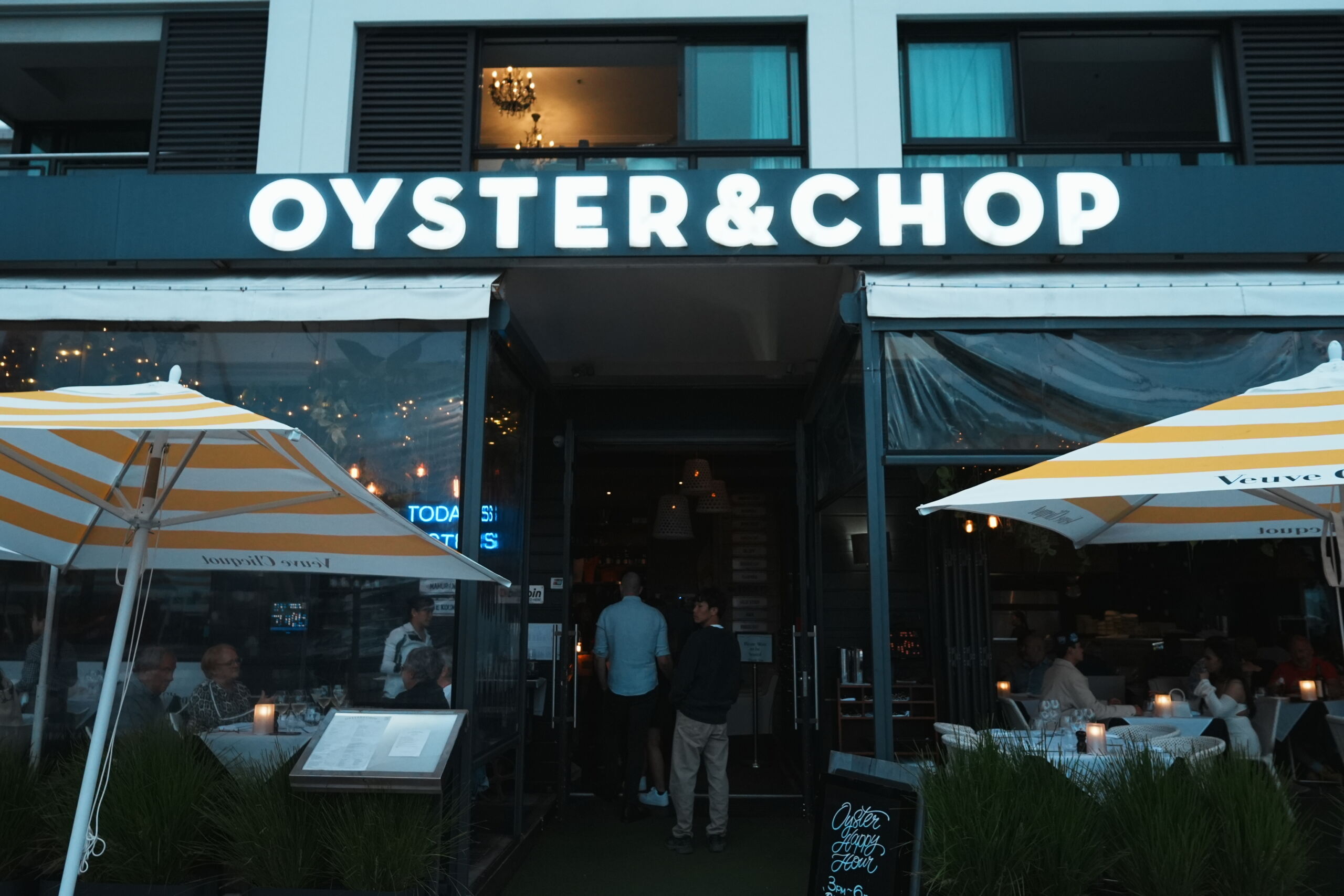 Oyster&CHOP